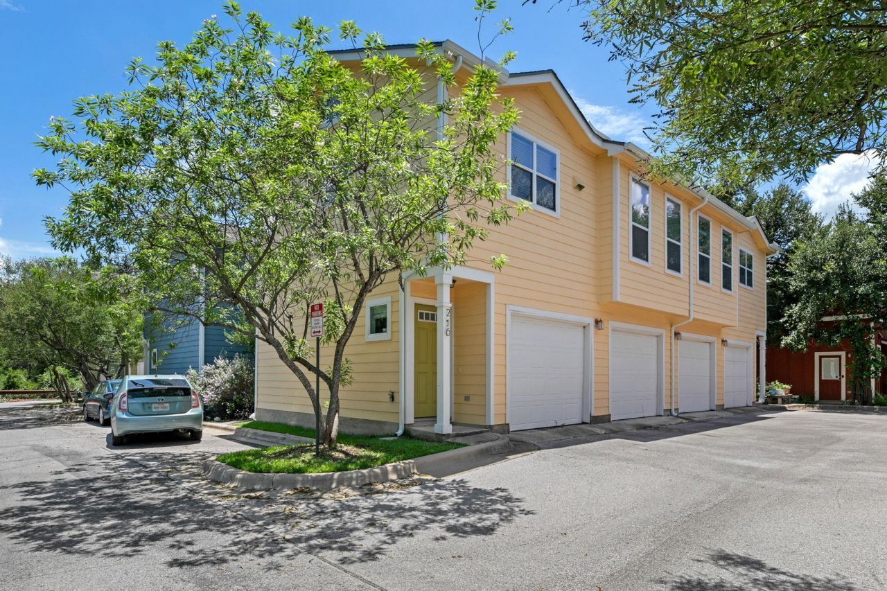 1601 Miriam Ave, Unit 216, Austin, TX 78702 Main Photo
