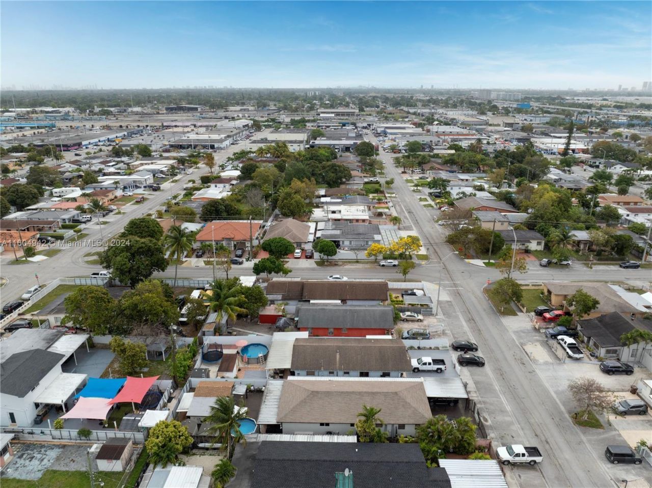 875 E 29th St, Hialeah, FL 33013 Photo