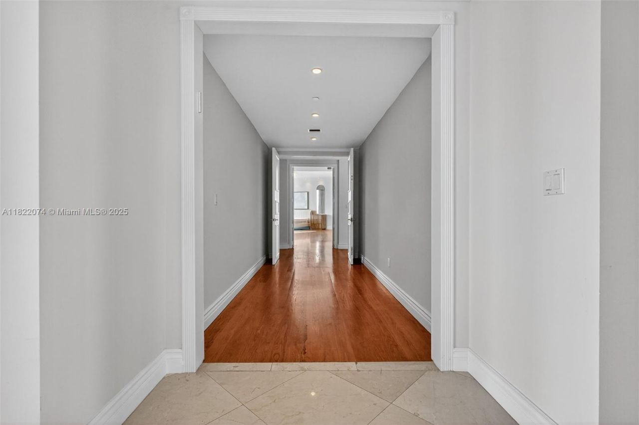 20155 NE 38th Ct, Unit 2201, Aventura, FL 33180 Photo