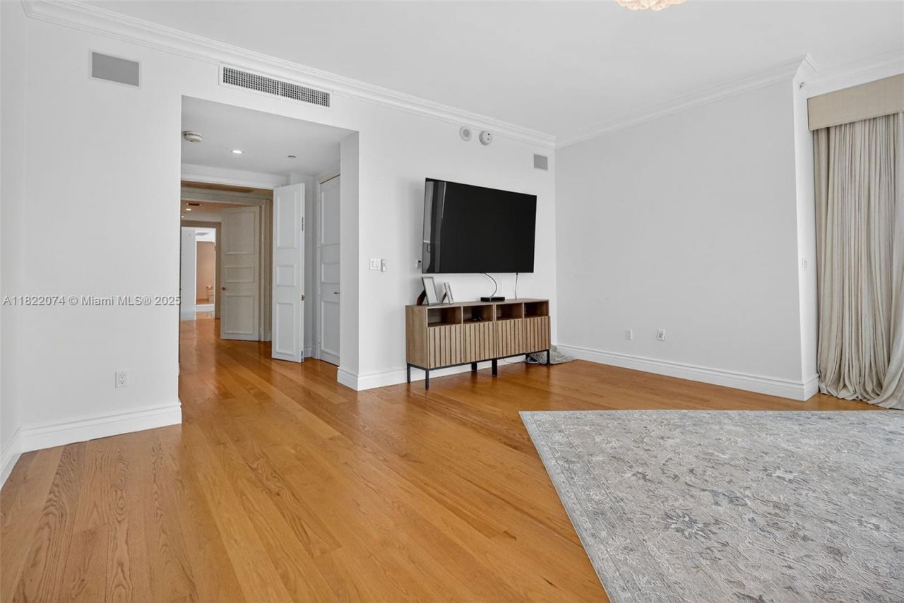 20155 NE 38th Ct, Unit 2201, Aventura, FL 33180 Photo