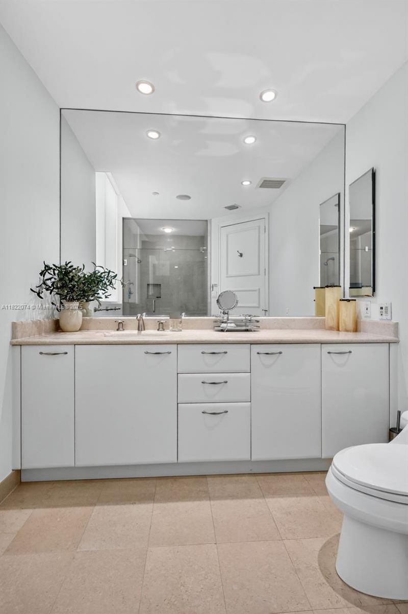 20155 NE 38th Ct, Unit 2201, Aventura, FL 33180 Photo