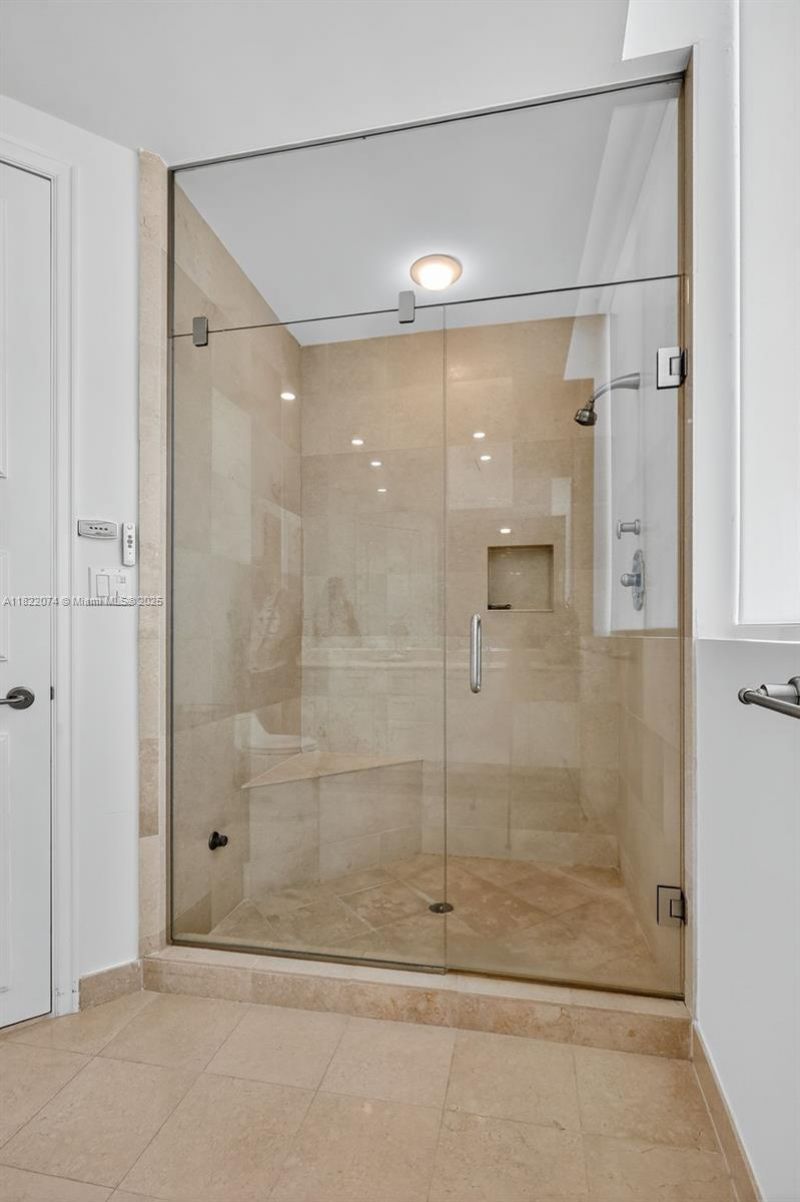 20155 NE 38th Ct, Unit 2201, Aventura, FL 33180 Photo