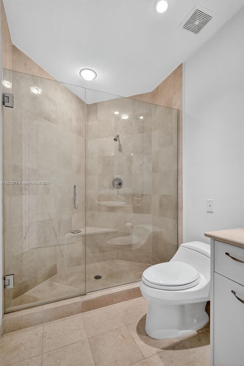 20155 NE 38th Ct, Unit 2201, Aventura, FL 33180 Photo