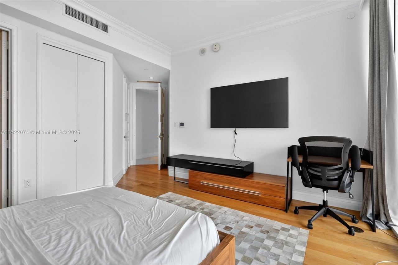 20155 NE 38th Ct, Unit 2201, Aventura, FL 33180 Photo