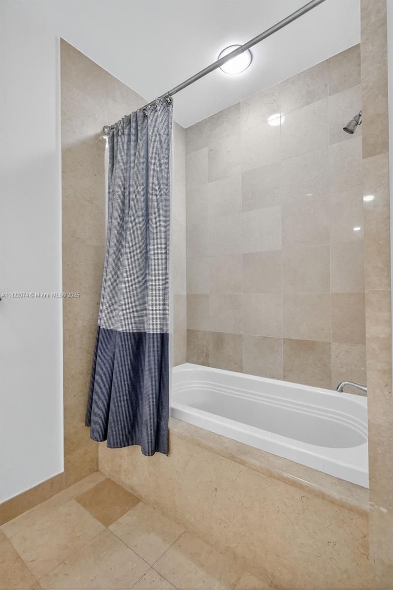 20155 NE 38th Ct, Unit 2201, Aventura, FL 33180 Photo