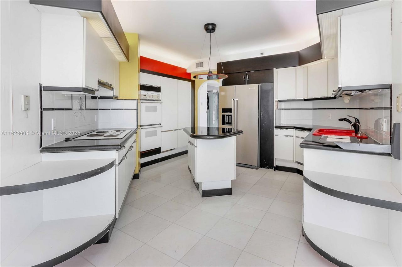 3802 NE 207th St, Unit 601, Aventura, FL 33180 Photo