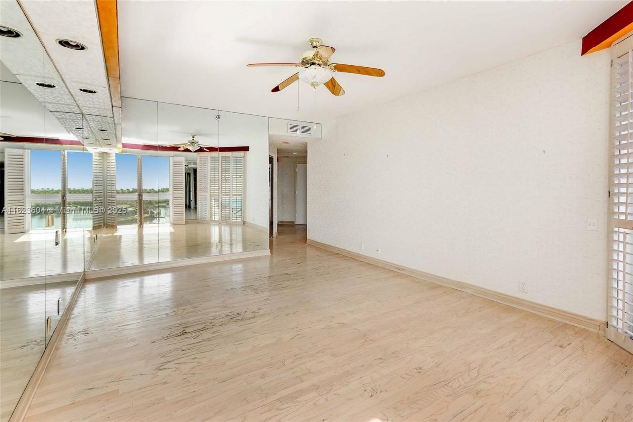 3802 NE 207th St, Unit 601, Aventura, FL 33180 Photo