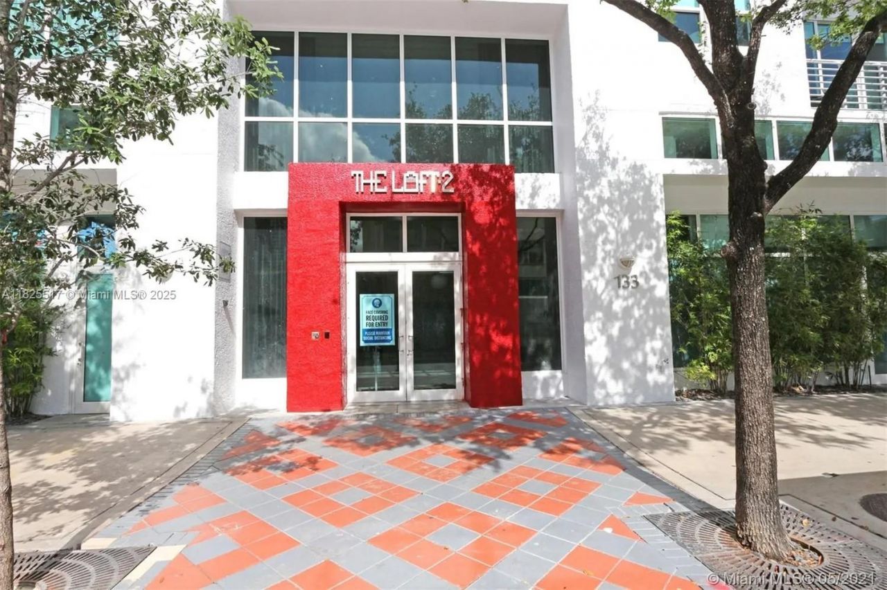 133 NE 2nd Ave, Unit 1410, Miami, FL 33132 Photo