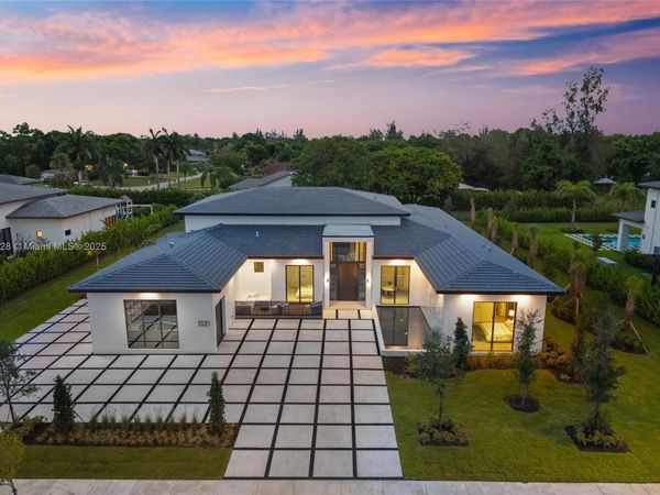 1520 SW 149th Ter, Davie, FL 33326