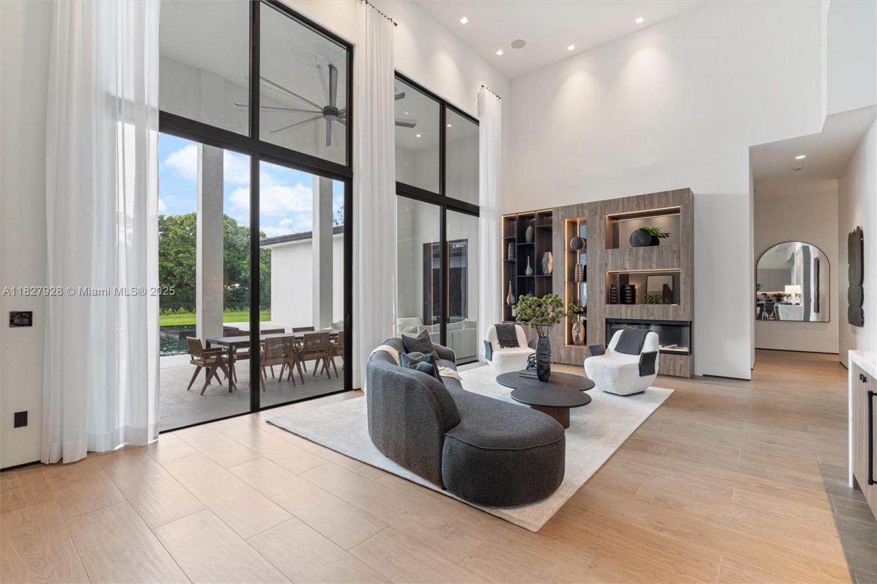 1520 SW 149th Ter, Davie, FL 33326 Photo