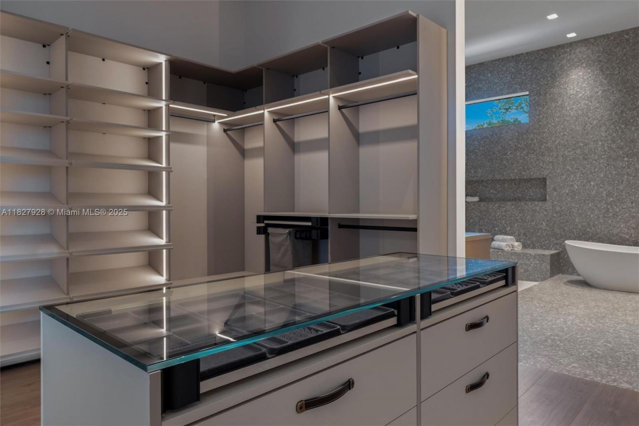 1520 SW 149th Ter, Davie, FL 33326 Photo