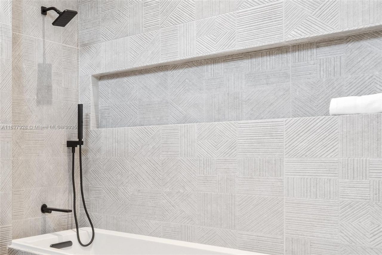 1520 SW 149th Ter, Davie, FL 33326 Photo