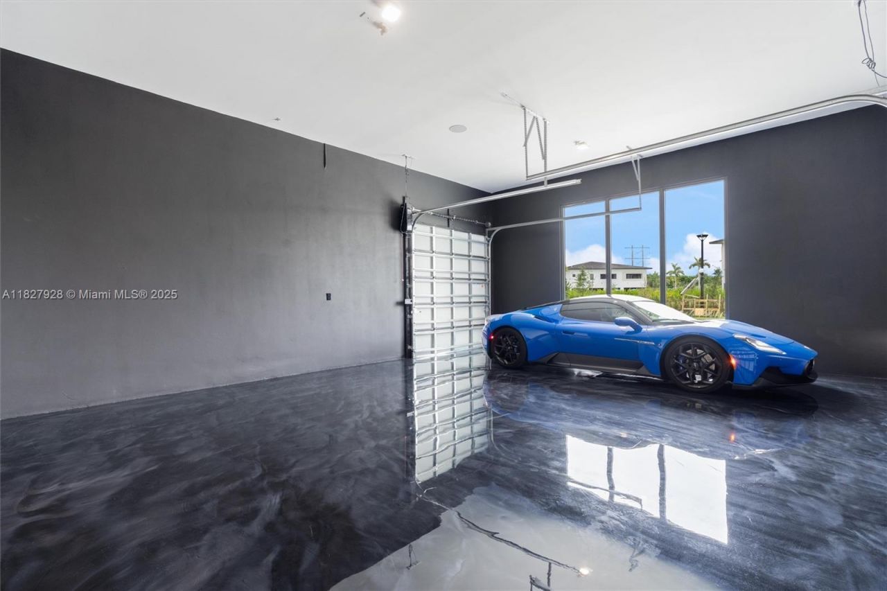 1520 SW 149th Ter, Davie, FL 33326 Photo