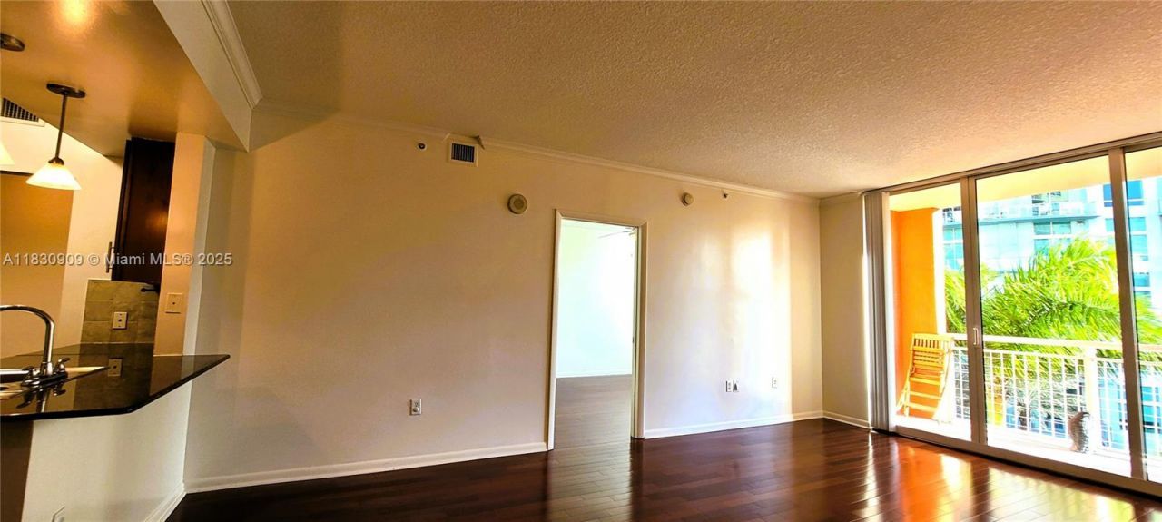 2000 N Bayshore Dr, Unit 509, Miami, FL 33137 Photo