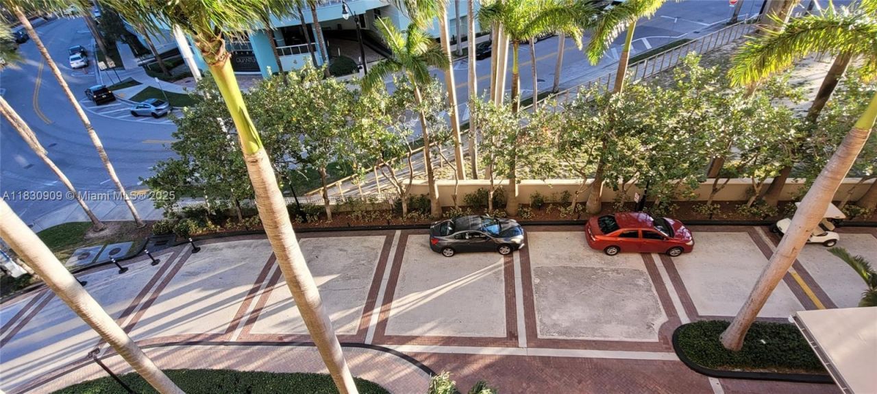 2000 N Bayshore Dr, Unit 509, Miami, FL 33137 Photo