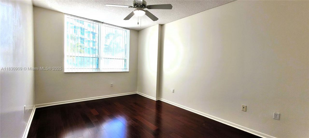 2000 N Bayshore Dr, Unit 509, Miami, FL 33137 Photo