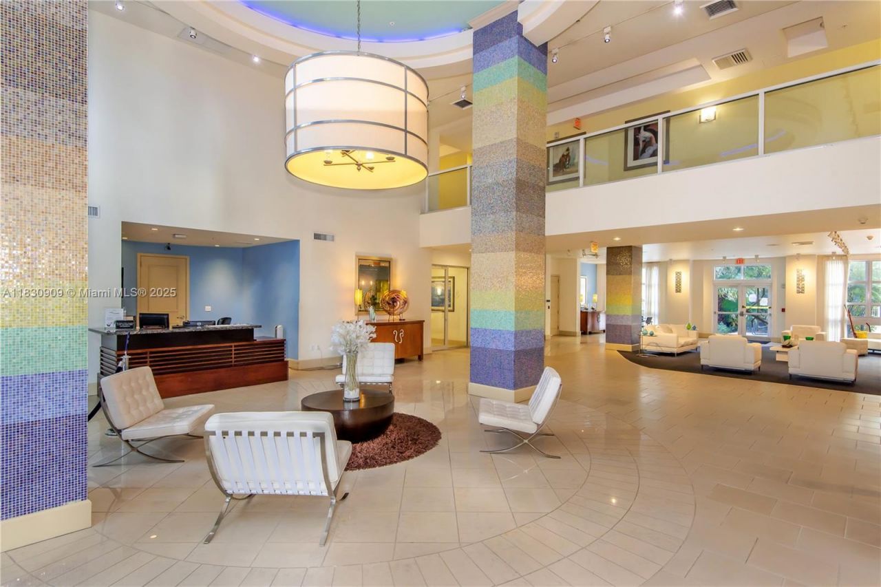 2000 N Bayshore Dr, Unit 509, Miami, FL 33137 Photo