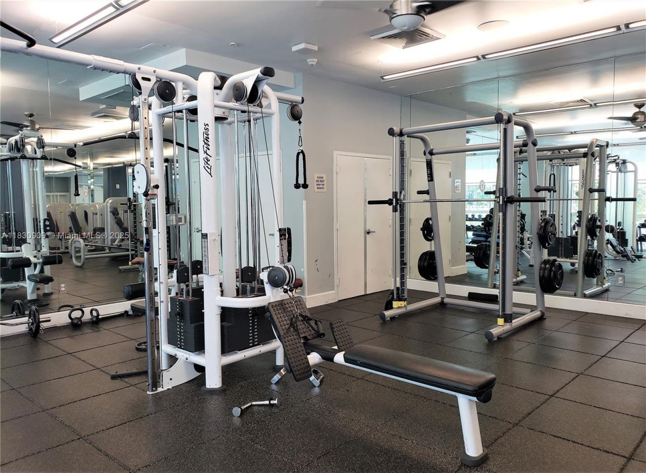 2000 N Bayshore Dr, Unit 509, Miami, FL 33137 Photo