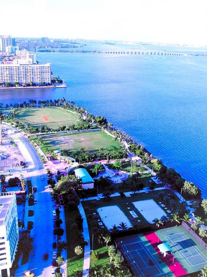 2000 N Bayshore Dr, Unit 509, Miami, FL 33137 Photo