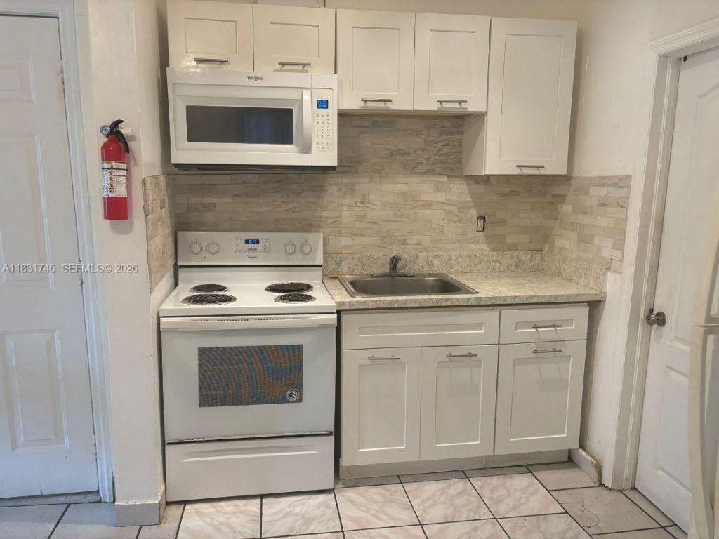 1236 SW 4th St, Miami, FL 33135 Photo