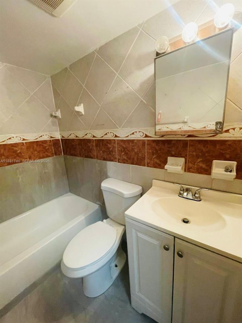 1236 SW 4th St, Miami, FL 33135 Photo
