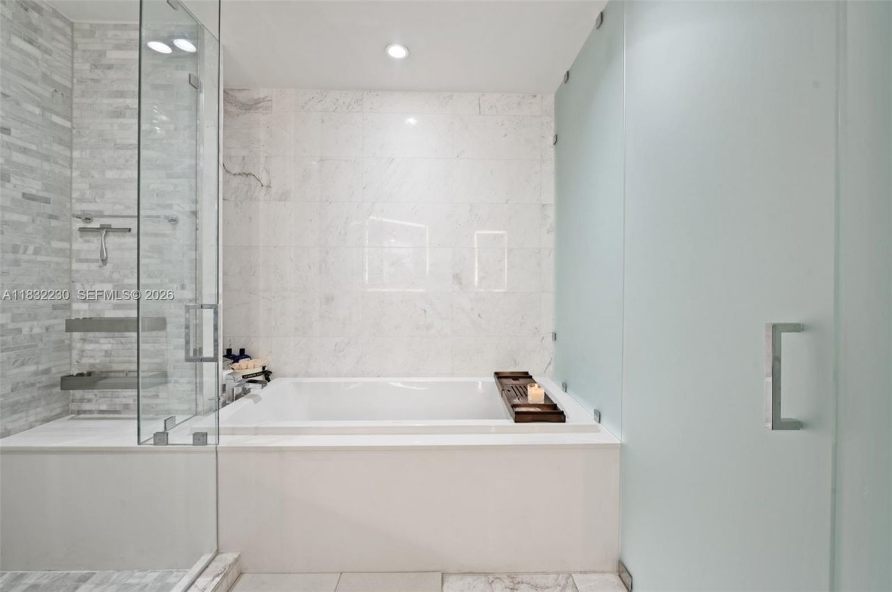 851 NE 1st Ave, Unit 2809, Miami, FL 33132 Photo