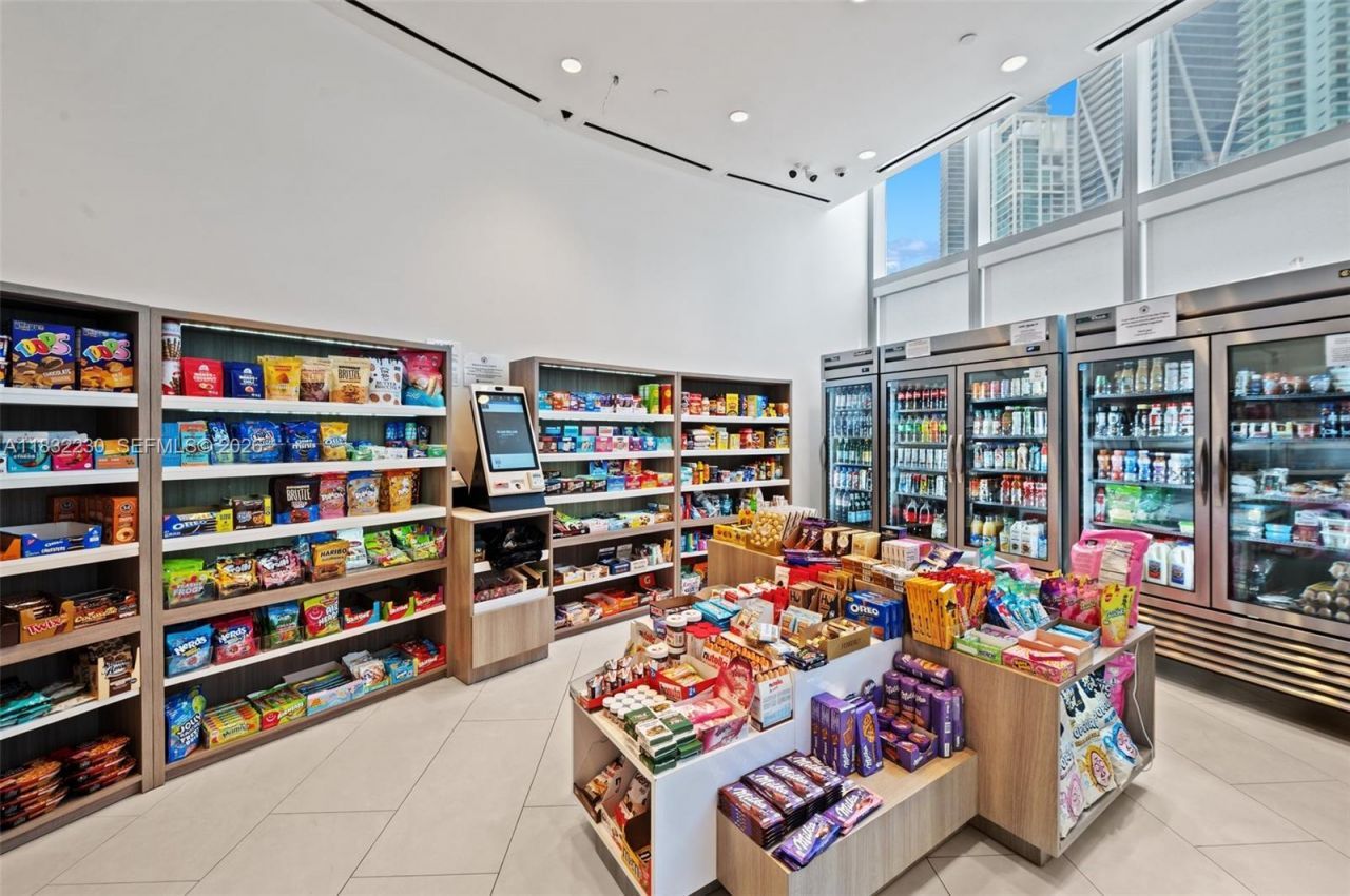 851 NE 1st Ave, Unit 2809, Miami, FL 33132 Photo