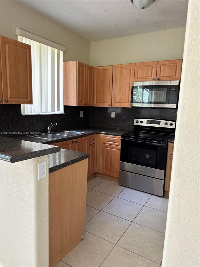 2834 SE 16th Ave, Unit 111, Homestead, FL 33035 Photo