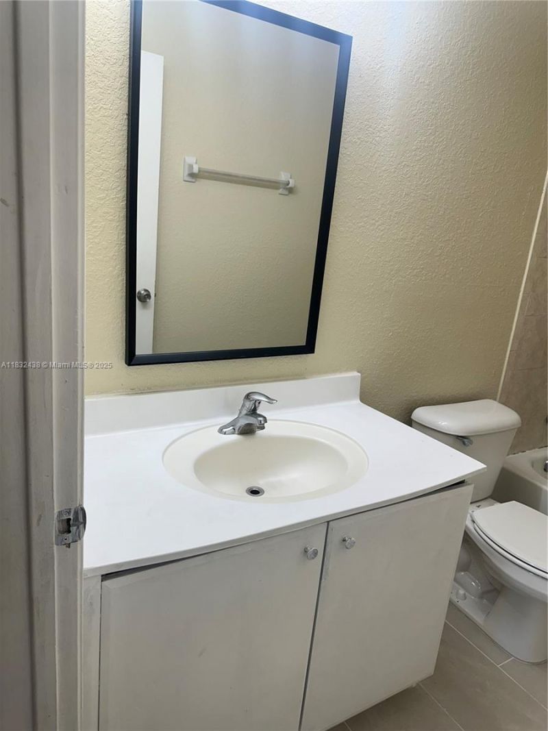 2834 SE 16th Ave, Unit 111, Homestead, FL 33035 Photo