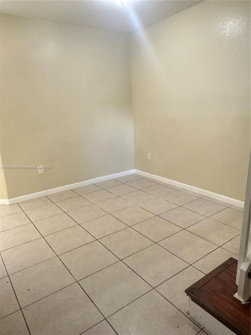 2834 SE 16th Ave, Unit 111, Homestead, FL 33035 Photo
