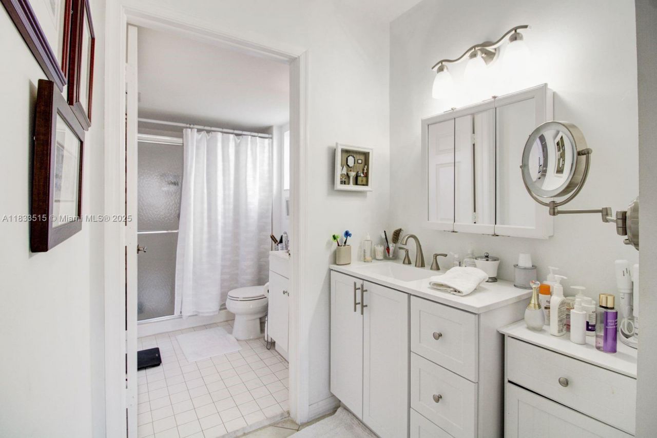 2524 NW 104th Ave, Unit 101, Sunrise, FL 33322 Photo