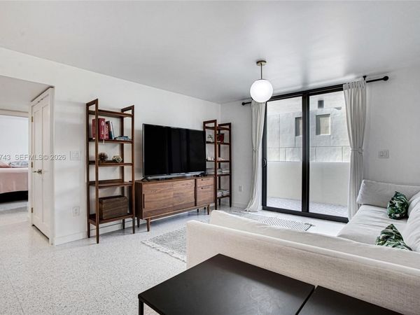 1621 Collins Ave, Unit 504, Miami Beach, FL 33139