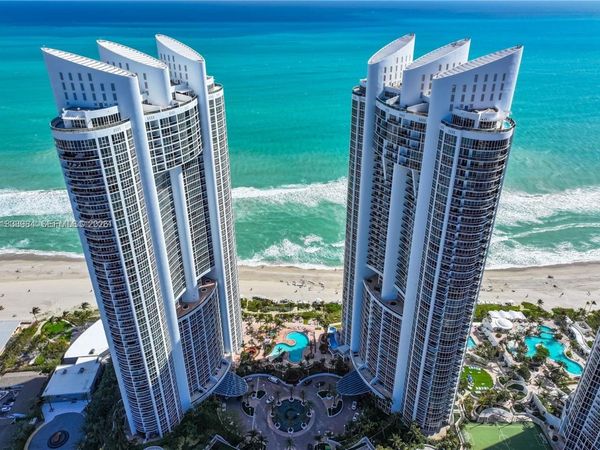18101 Collins Ave, Unit PH5104, Sunny Isles Beach, FL 33160