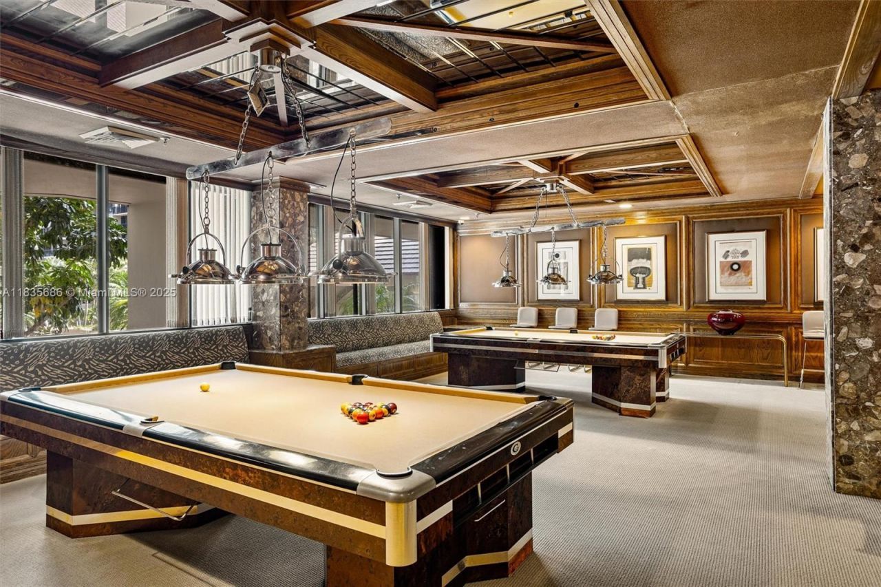 520 Brickell Key Dr, Unit A1404, Miami, FL 33131 Photo