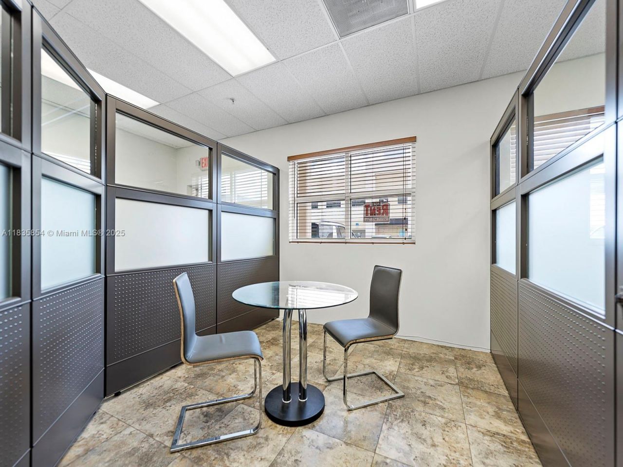 10900 NW 21st St, Unit 140, Sweetwater, FL 33172 Photo