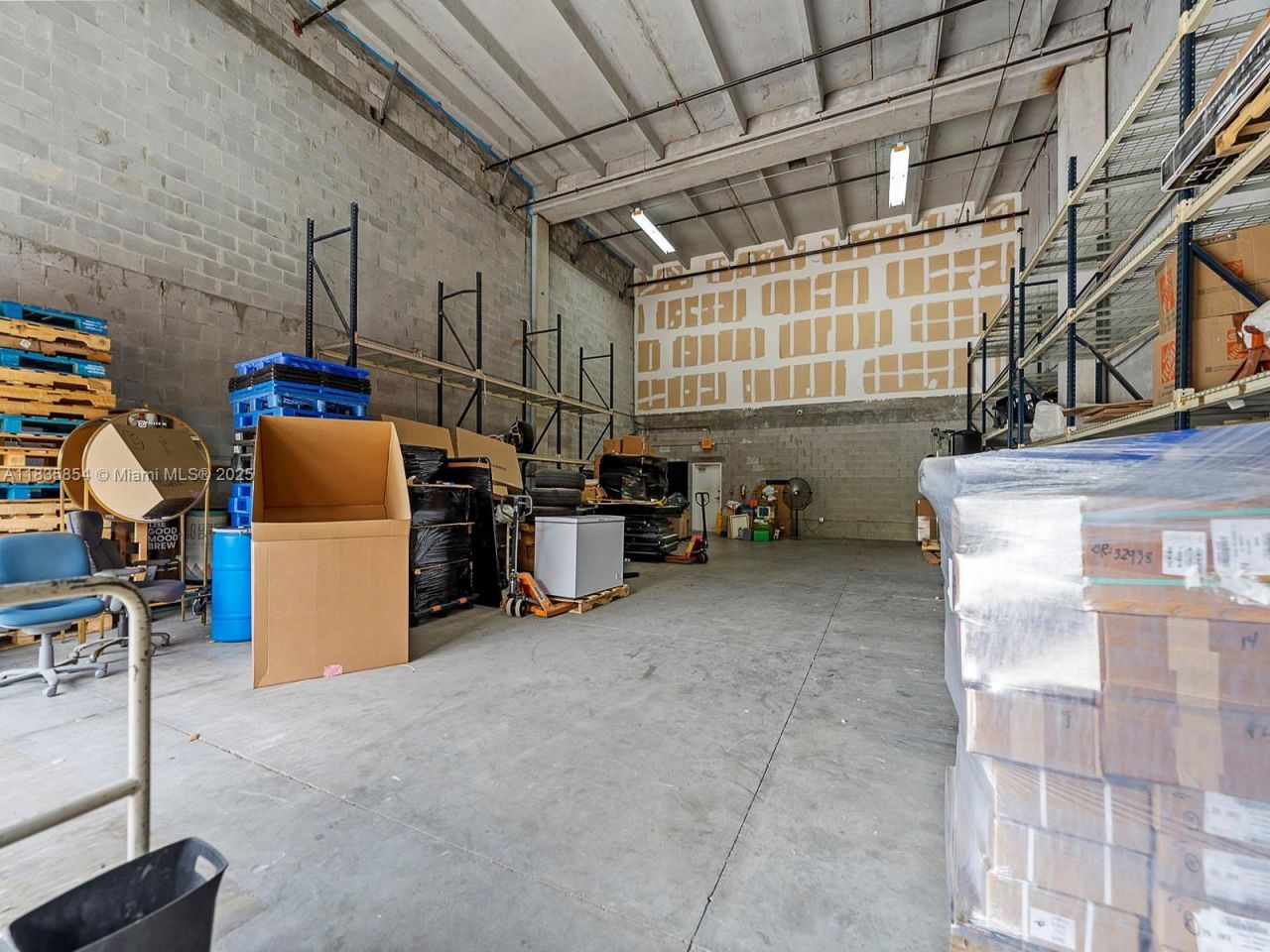 10900 NW 21st St, Unit 140, Sweetwater, FL 33172 Photo