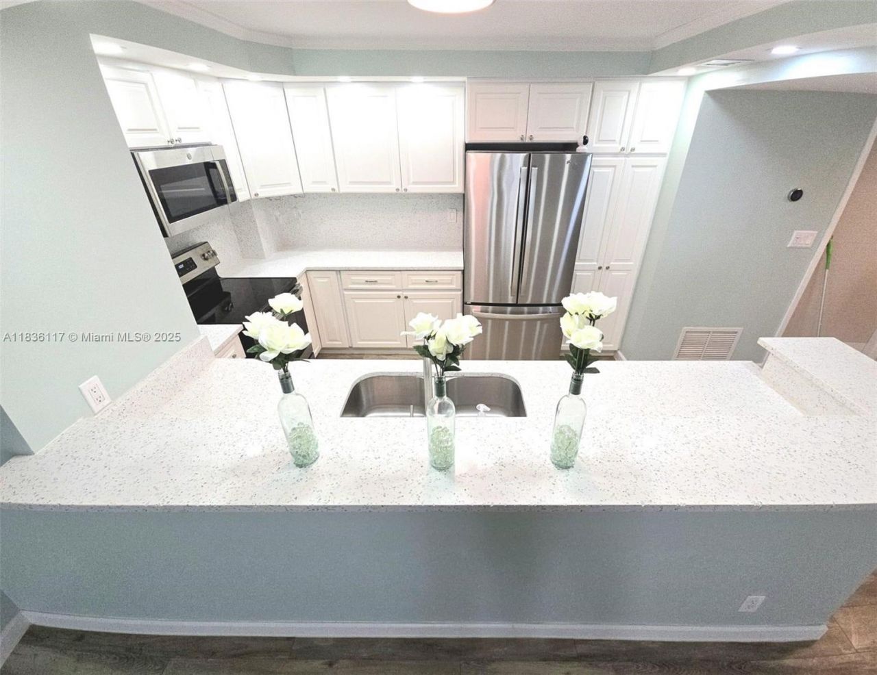 1147 Hillsboro Mile, Unit 605, Hillsboro Beach, FL 33062 Photo