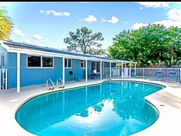 2233 SE 13th St, Unit 2233, Pompano Beach, FL 33062