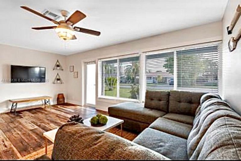 2233 SE 13th St, Unit 2233, Pompano Beach, FL 33062 Photo