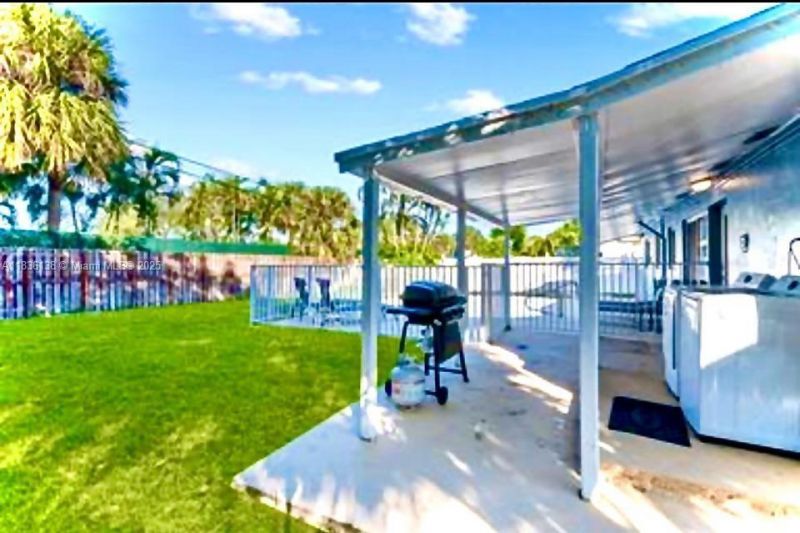 2233 SE 13th St, Unit 2233, Pompano Beach, FL 33062 Photo