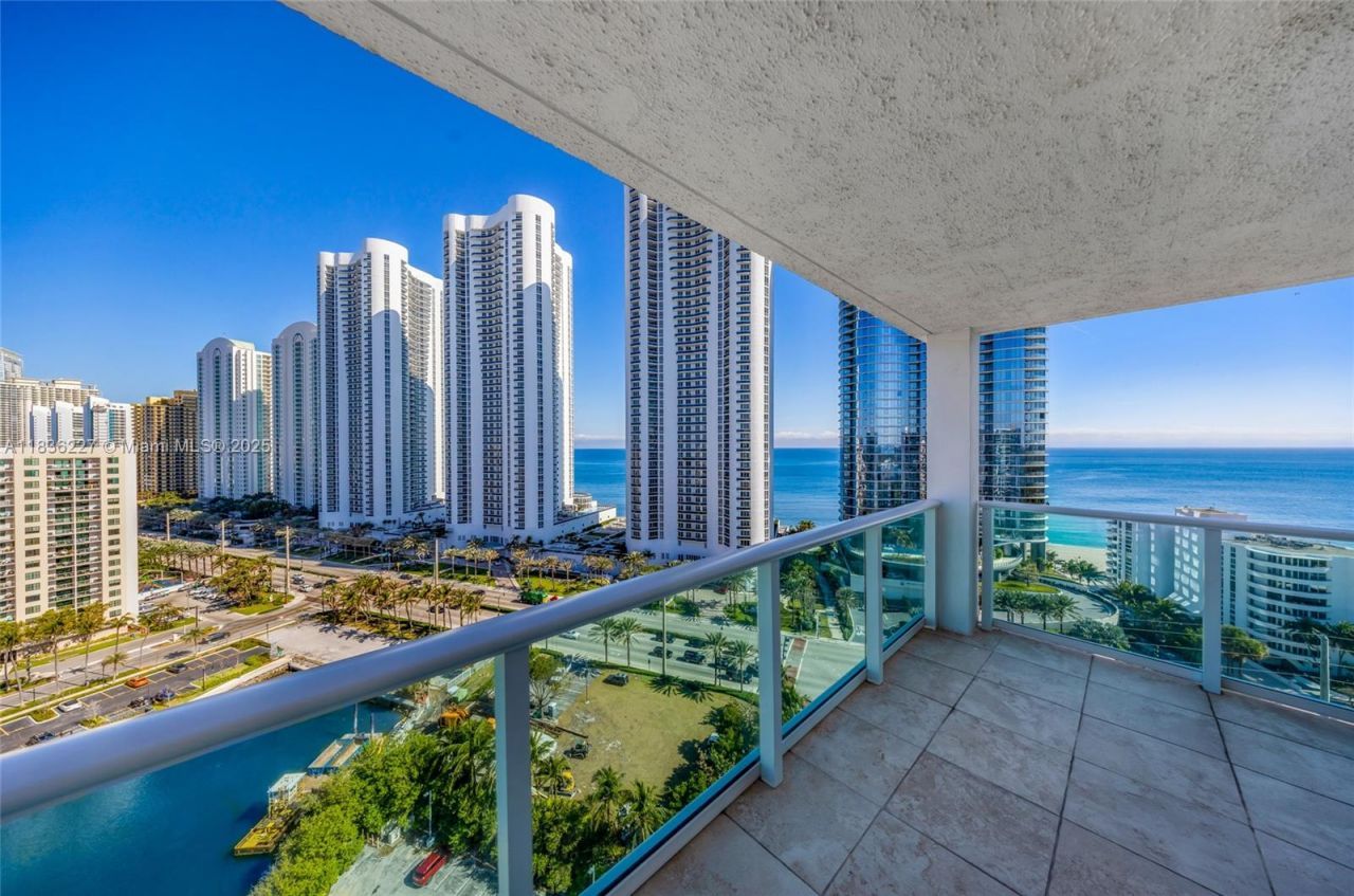 100 Bayview Dr, Unit 1905, Sunny Isles Beach, FL 33160 Photo