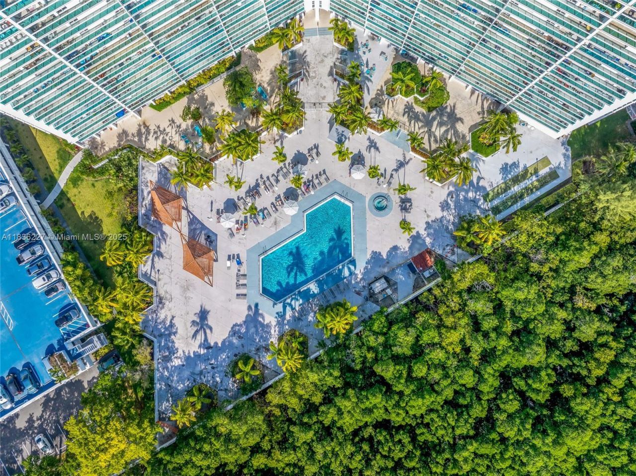 100 Bayview Dr, Unit 1905, Sunny Isles Beach, FL 33160 Photo