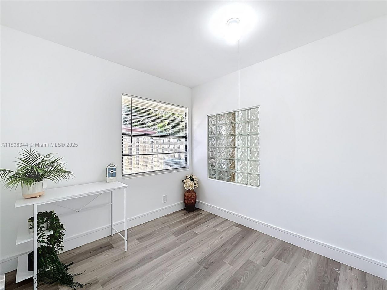 1309 SW 75th Ave, North Lauderdale, FL 33068 Photo