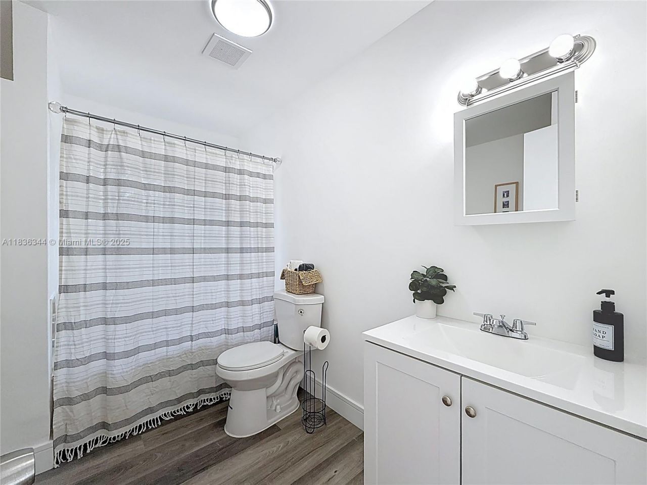 1309 SW 75th Ave, North Lauderdale, FL 33068 Photo