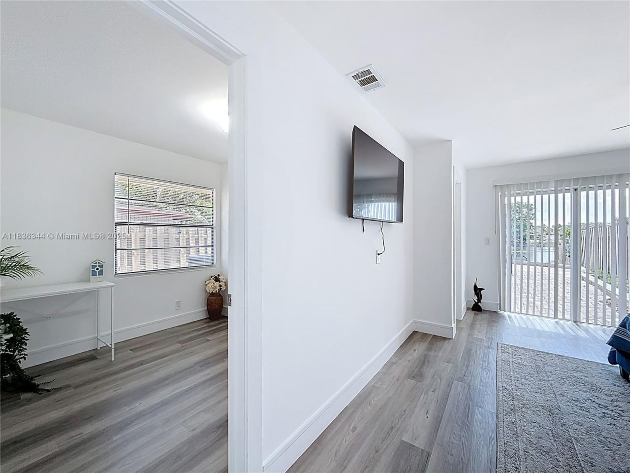 1309 SW 75th Ave, North Lauderdale, FL 33068 Photo