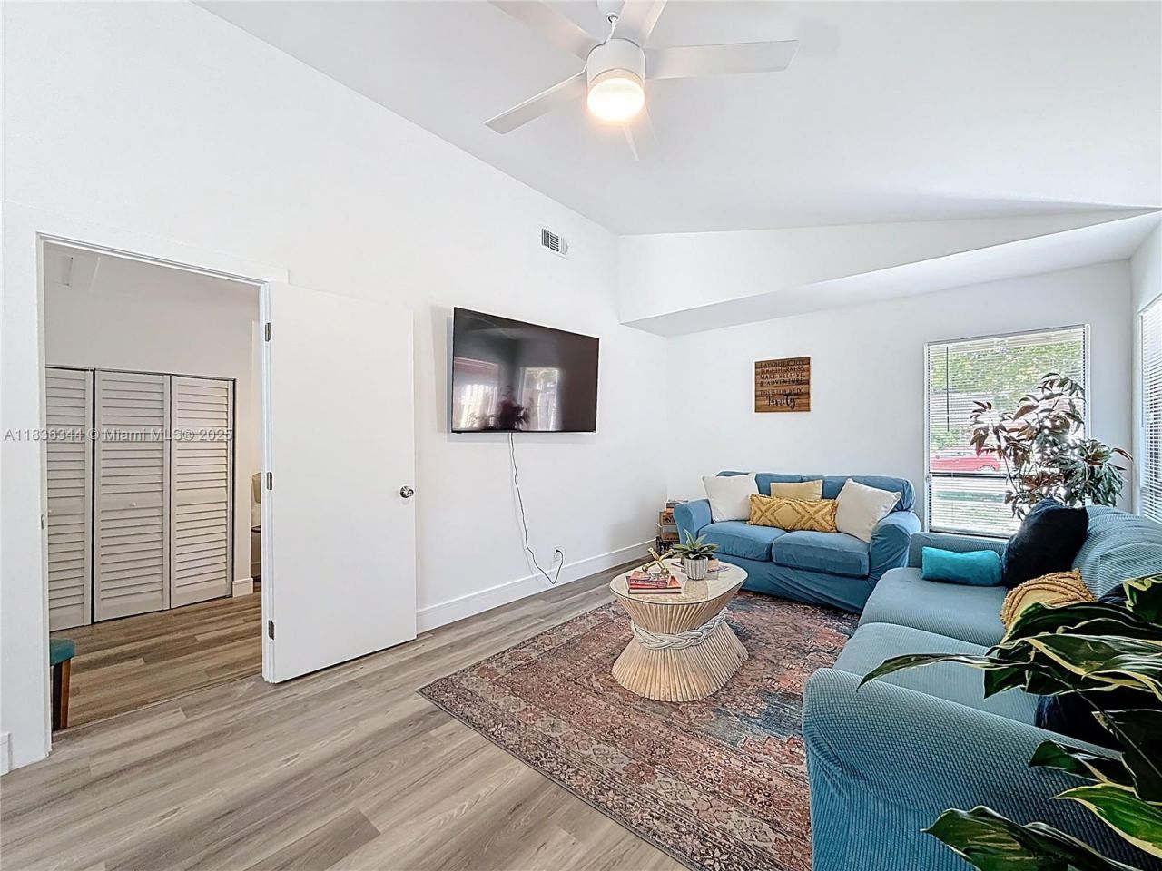 1309 SW 75th Ave, North Lauderdale, FL 33068 Photo