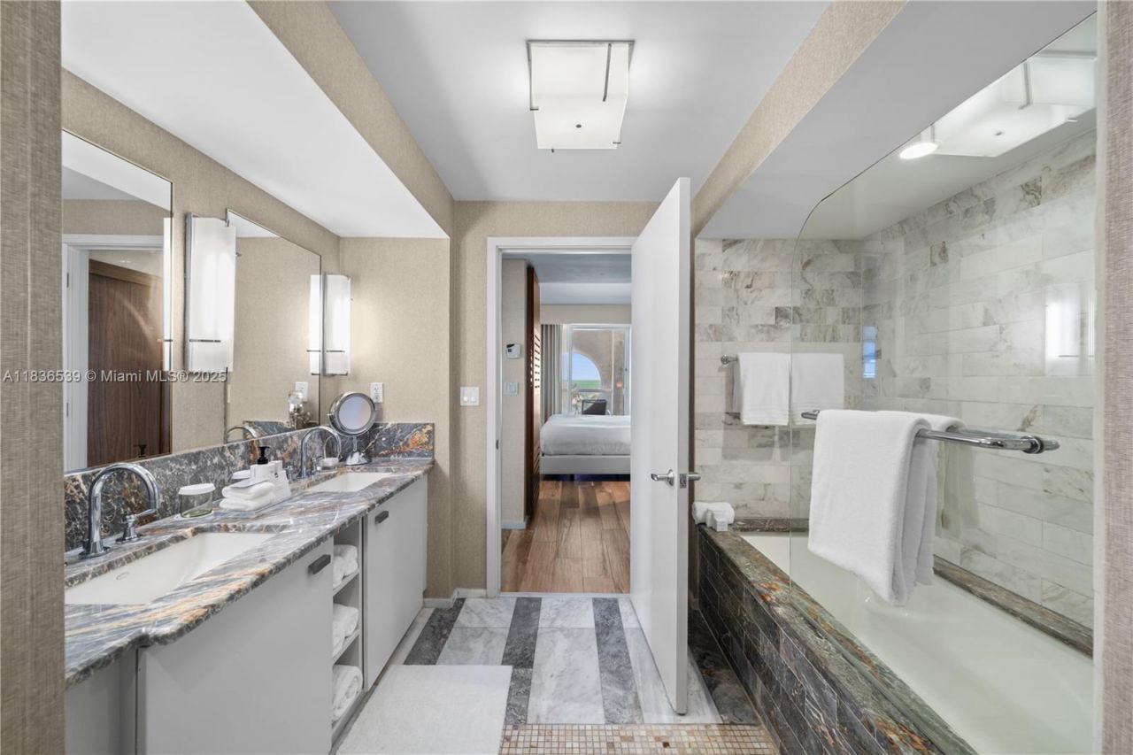 551 N Fort Lauderdale Beach Blvd, Unit R201, Fort Lauderdale, FL 33304 Photo