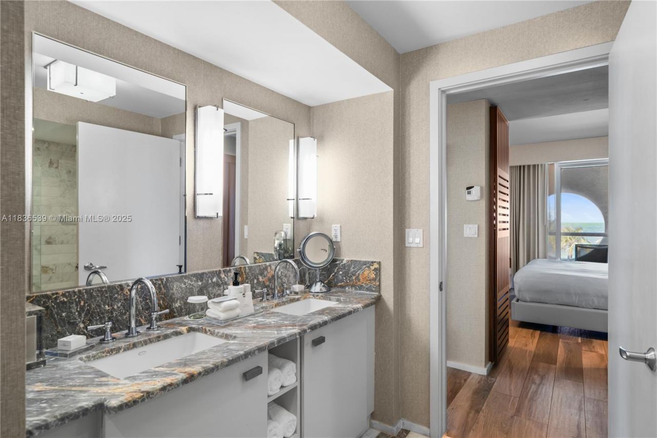 551 N Fort Lauderdale Beach Blvd, Unit R201, Fort Lauderdale, FL 33304 Photo