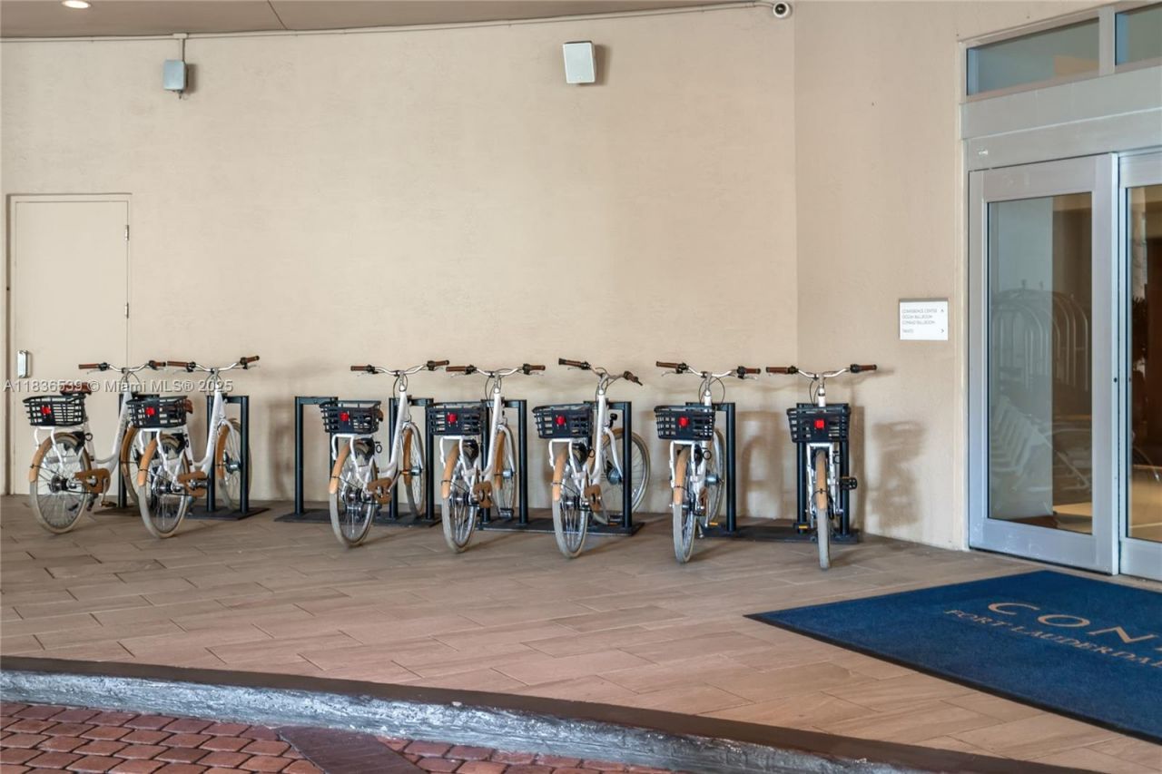 551 N Fort Lauderdale Beach Blvd, Unit R201, Fort Lauderdale, FL 33304 Photo