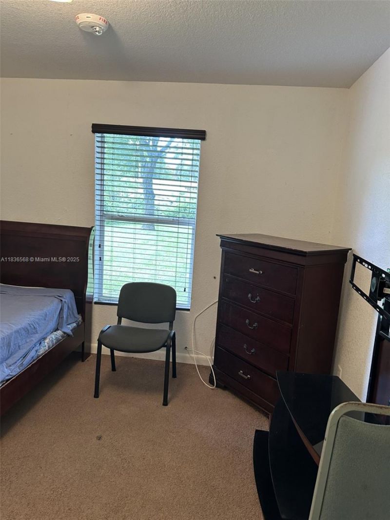 2622 NW 47th St, Miami, FL 33142 Photo